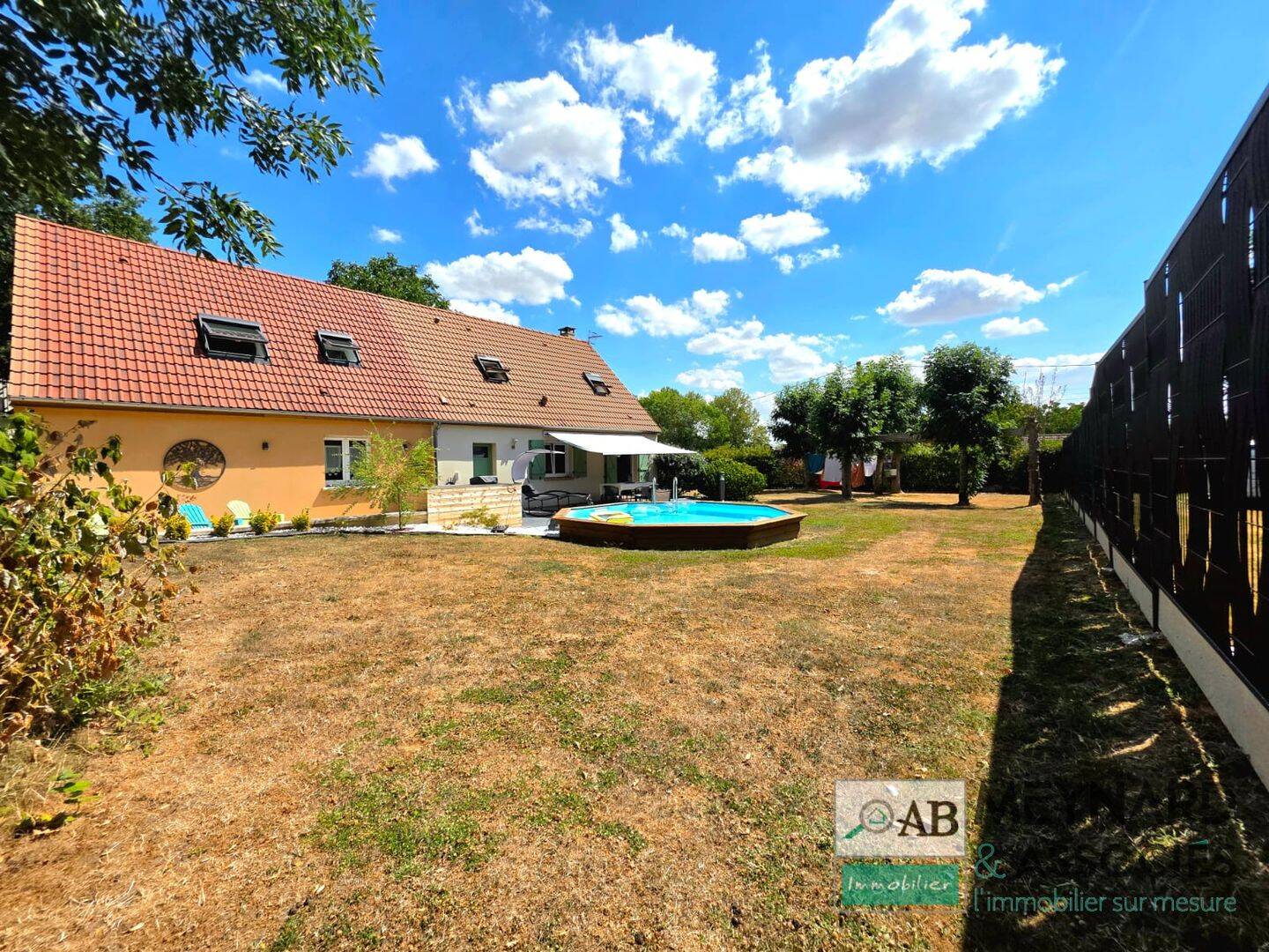 Maison 8 pièces 148 m² · à Boissy-le-Châtel · 148 m² · 407 000 €