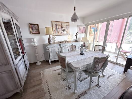 Appartement à vendre 390 000 € 3 pièces 2 chambres 70,4 m² 1er étage Centre Bormes-les-Mimosas 83230