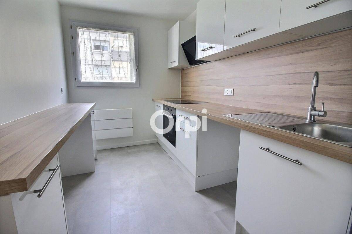 Appartement 3 pièces 64 m² · à Viry-Châtillon · 64,2 m² · 1 150 €