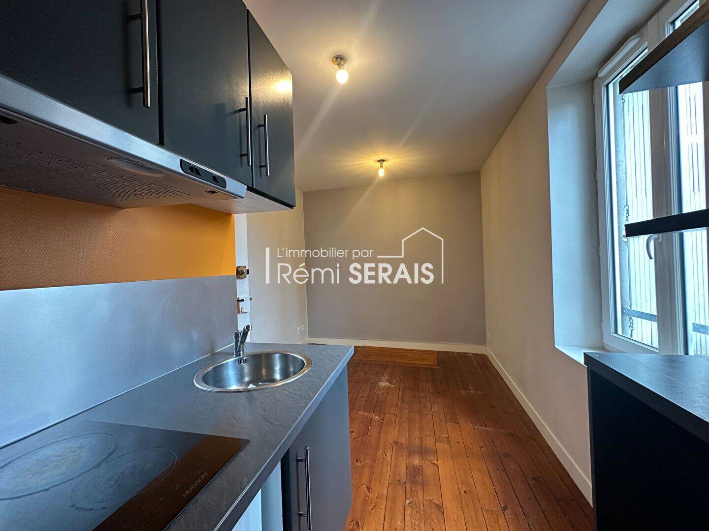 Appartement 1 pièce 15 m² · à Alençon · 14,6 m² · 425 €/mois
