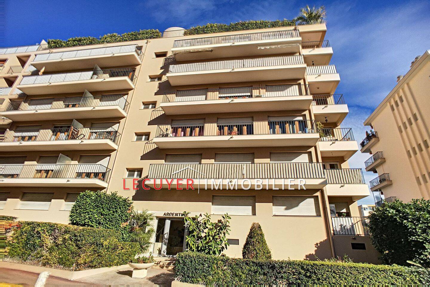 Appartement 4 pièces 94 m² · à Le Cannet · 93,8 m² · 1 975 €/mois