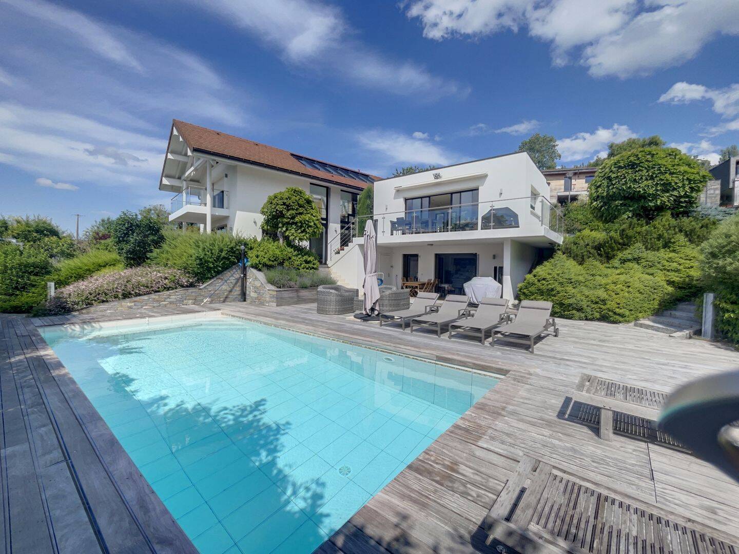 Maison 6 pièces 231 m² · à Grésy-sur-Aix · 230,8 m² · 1 390 000 €