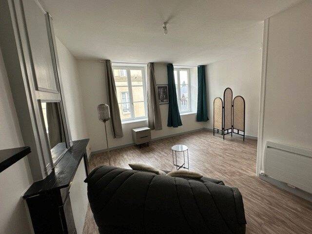Appartement 1 pièce 29 m² · à Laval · 29,4 m² · 415 €
