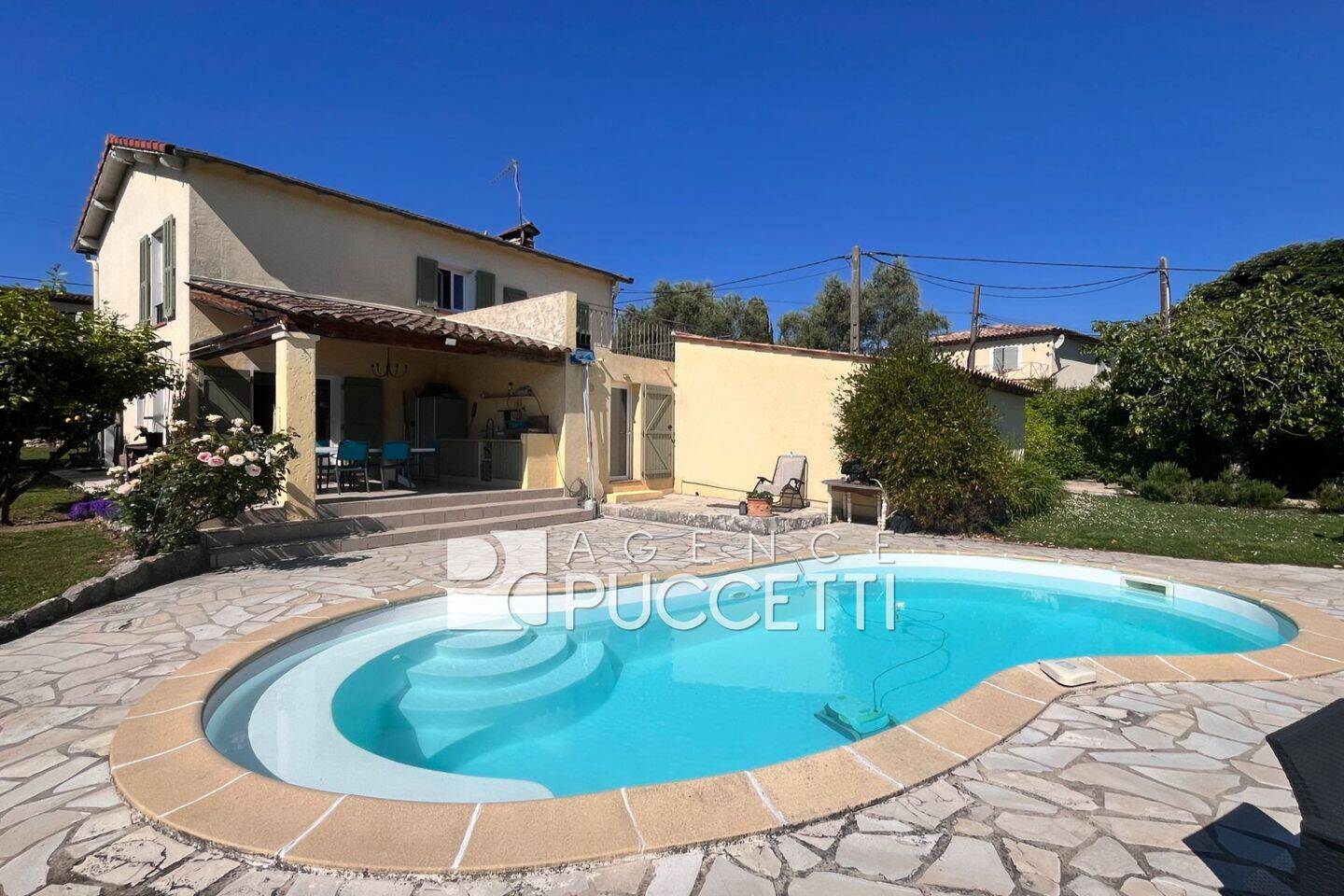 Maison 5 pièces 125 m² · à Vence · 125 m² · 649 000 €