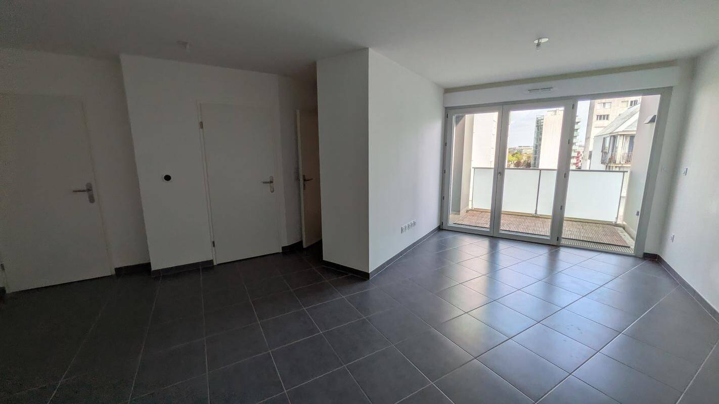 Appartement 2 pièces 45 m² · à Bordeaux · 45 m² · 775 €