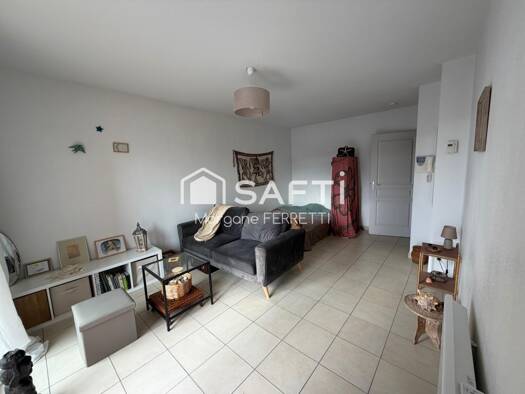 Appartement à vendre 89 500 € 1 pièce 29 m² Étage 4/4 Anatole France-Mayral Narbonne 11100