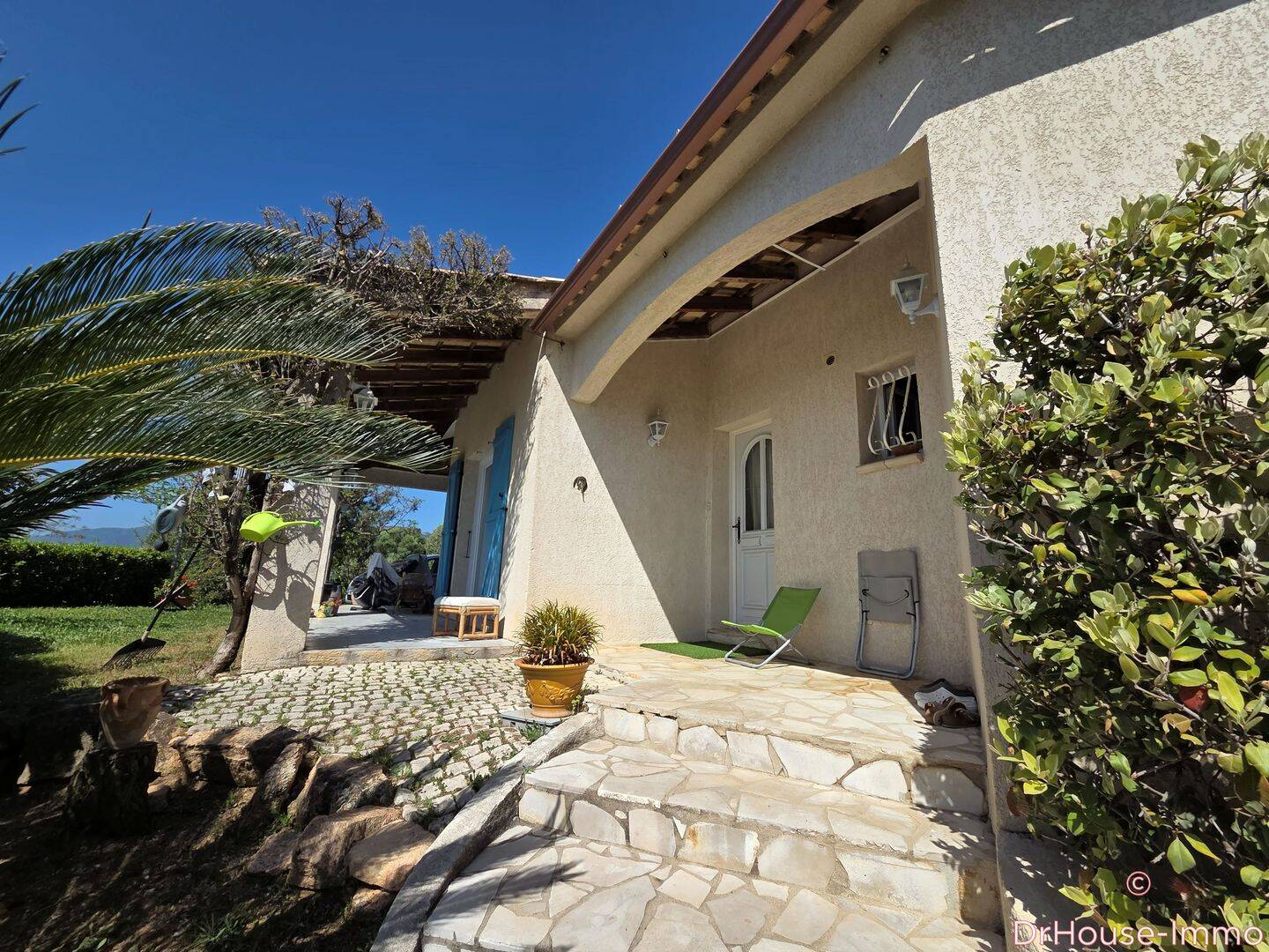 Maison 4 pièces 116 m² · à Afa · 116 m² · 550 000 €