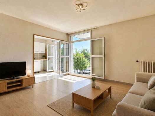 Appartement à vendre 77 200 € 4 pièces 3 chambres 74 m² Étage 1/12 La Gauthiere Clermont-Ferrand 63100
