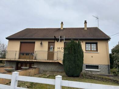 Maison à vendre 115 500 € 5 pièces 3 chambres 95 m² 1 010 m² de terrain Fresnay-sur-Sarthe 72130