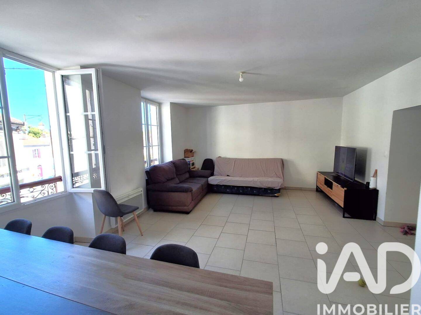 Maison 2 pièces 79 m² · à Septeuil · 79,2 m² · 900 €