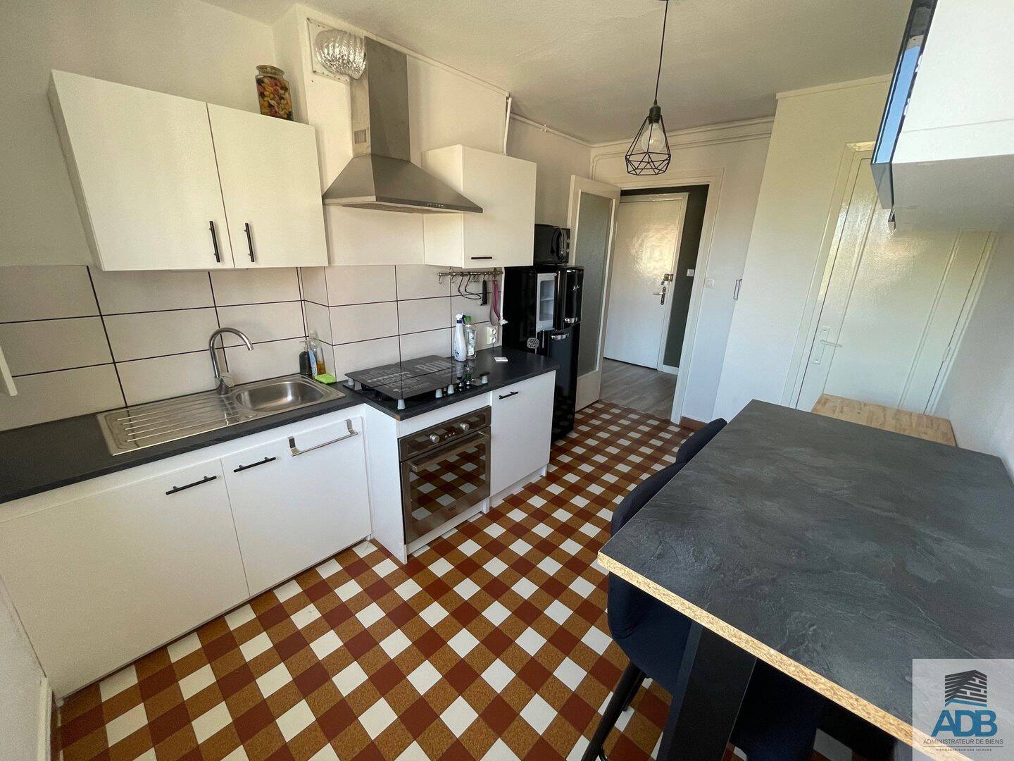 Appartement 3 pièces 65 m² · à Roanne · 65 m² · 629 €