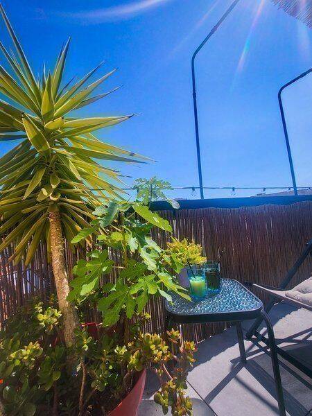 Appartement 2 pièces 29 m² · à Marseille 1er Arrondissement · 29 m² · 890 €