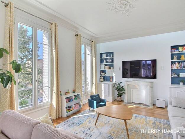 Appartement à vendre 349 000 € 4 pièces 2 chambres 88 m² Étage 1/2 Centre Ville-Calais Argenteuil 95100