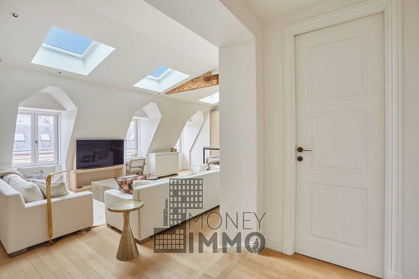 Appartement 2 pièces 65 m² · à Paris 8ème Arrondissement · 65 m² · 7 390 €/mois