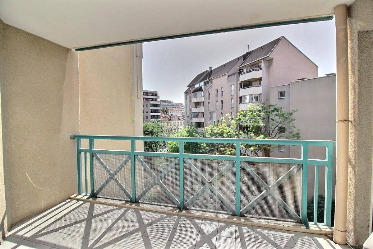 Appartement 3 pièces 67 m² · à Marseille 8ème Arrondissement · 67 m² · 290 000 €