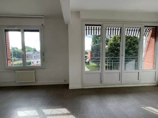 Appartement à louer 870 € 4 pièces 2 chambres 65 m² Étage 2/5 Rue Herbeuse Bois-Guillaume 76230