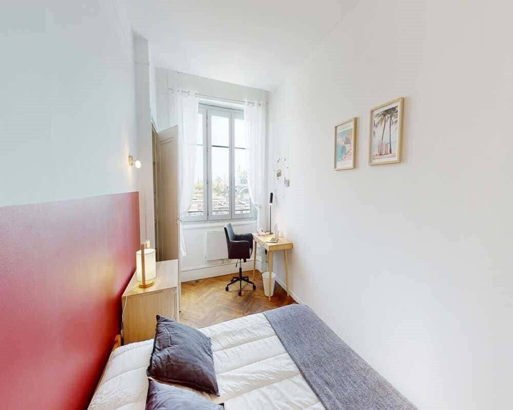 1 pièce 15 m² · à Lyon 2ème Arrondissement · 15 m² · 750 €