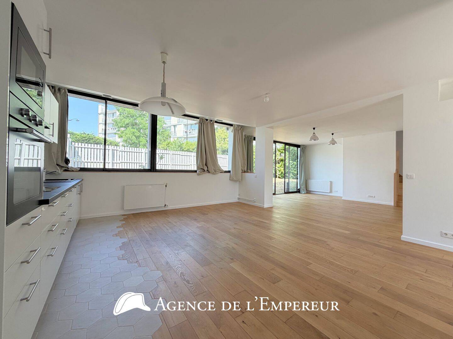 Maison 5 pièces 122 m² · à Rueil-Malmaison · 122,5 m² · 2 600 €/mois