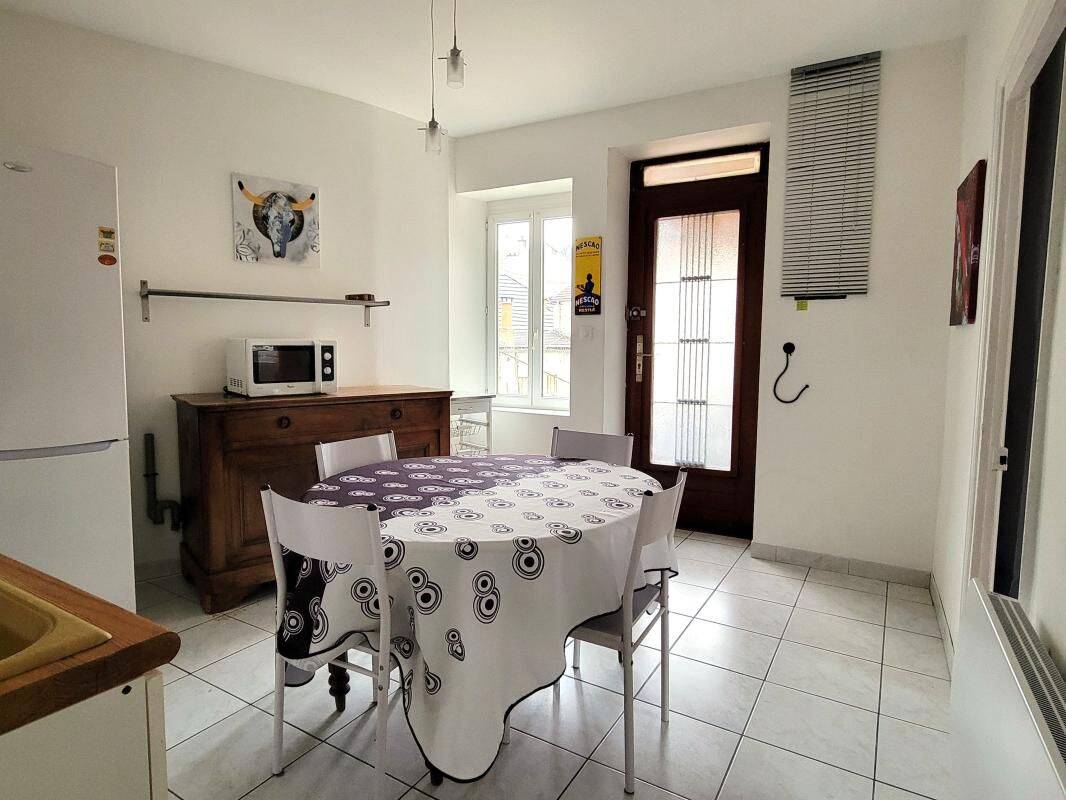 Appartement 2 pièces 47 m² · à Le Creusot · 46,9 m² · 410 €/mois