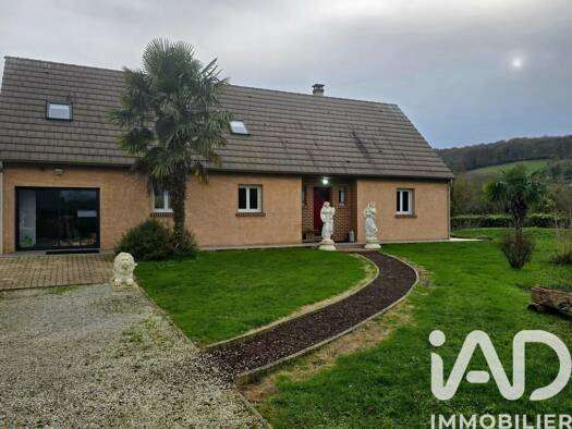 Maison à vendre 320 000 € 8 pièces 6 chambres 157 m² 3 500 m² de terrain Foulbec 27210