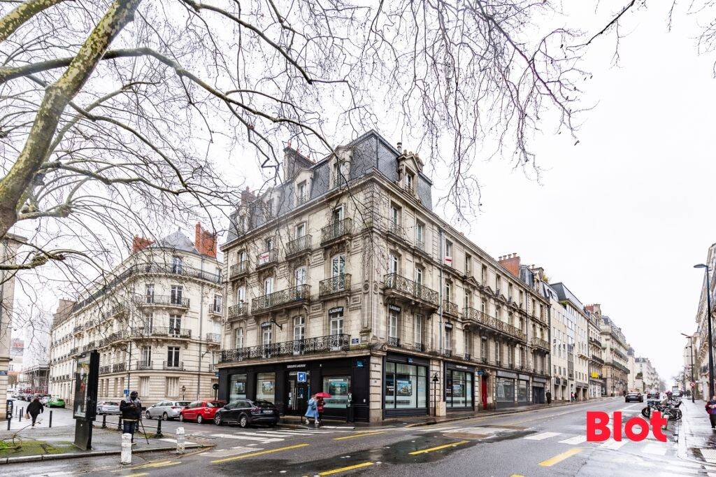 Appartement 5 pièces 144 m² · à Nantes · 143,5 m² · 440 000 €