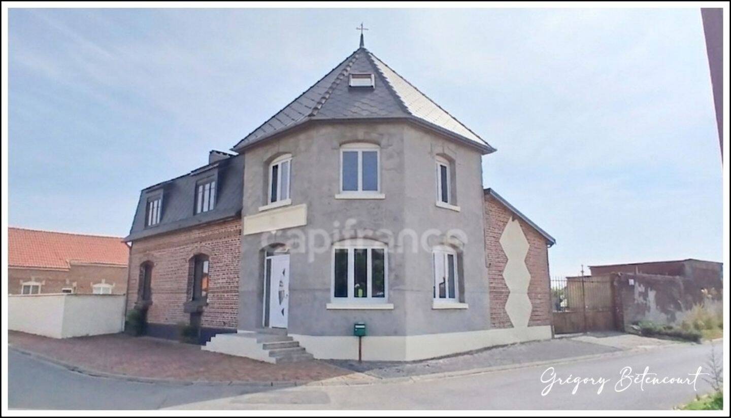 Maison 5 pièces 137 m² · à Ruyaulcourt · 137 m² · 189 000 €