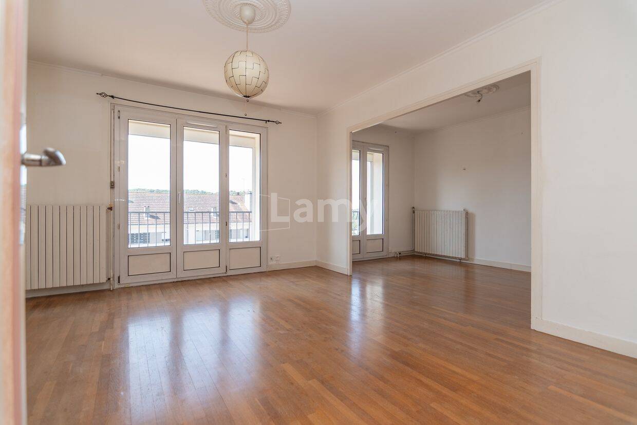 Appartement 3 pièces 80 m² · à Lons-le-Saunier · 80,2 m² · 130 000 €