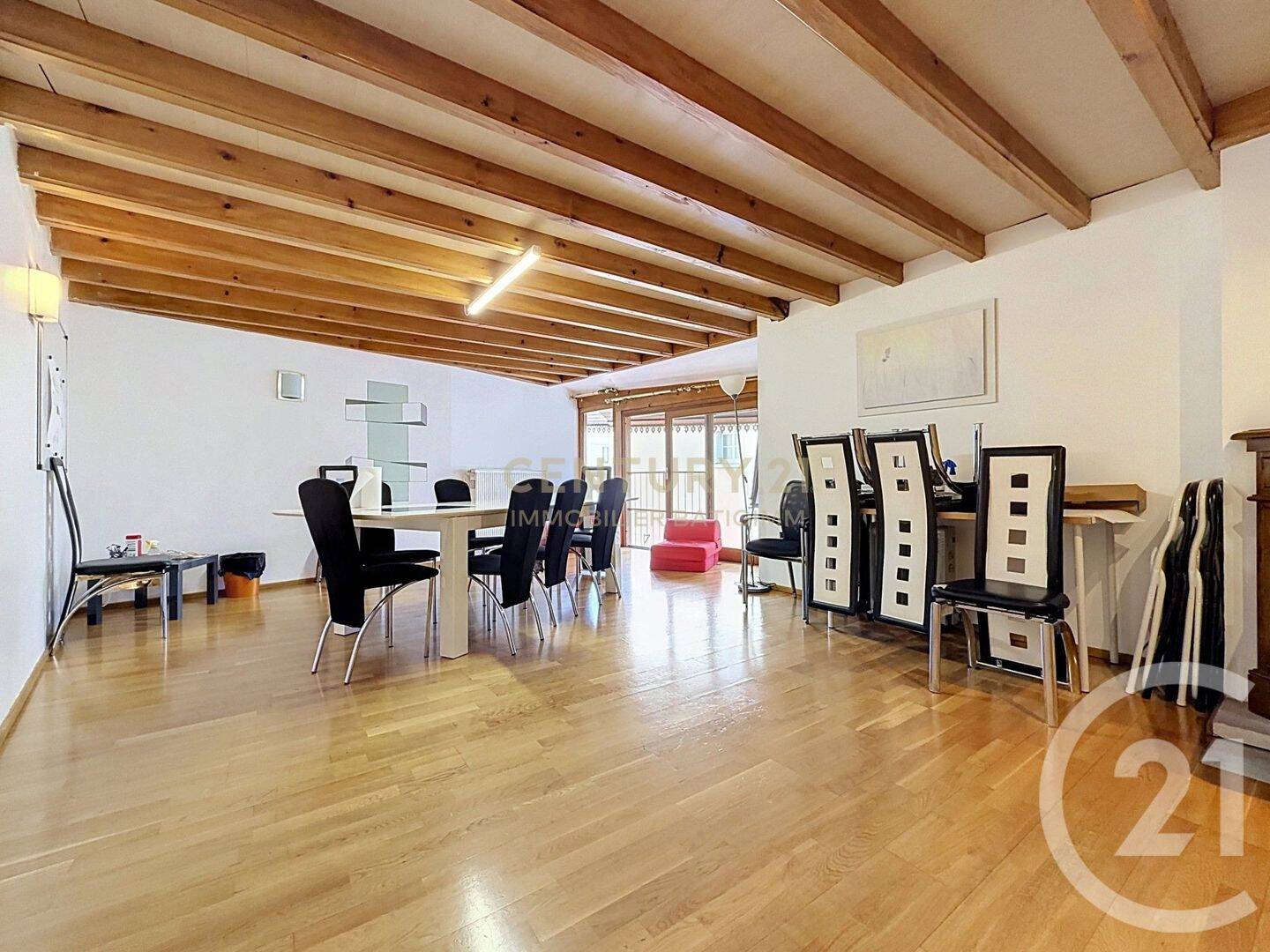 Maison 5 pièces 180 m² · à Bourgoin-Jallieu · 180 m² · 1 390 €/mois