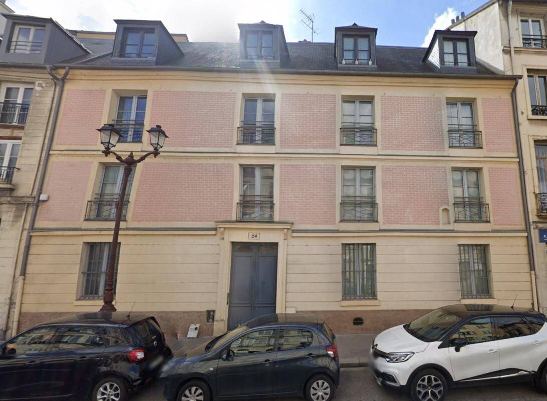 Appartement 2 pièces 32 m² · à Versailles · 32 m² · 967 €
