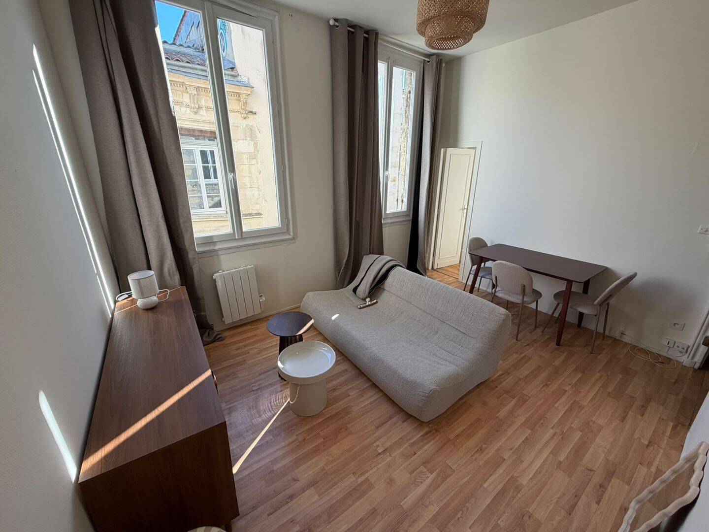 Appartement 2 pièces 30 m² · à Bordeaux · 30 m² · 900 €/mois