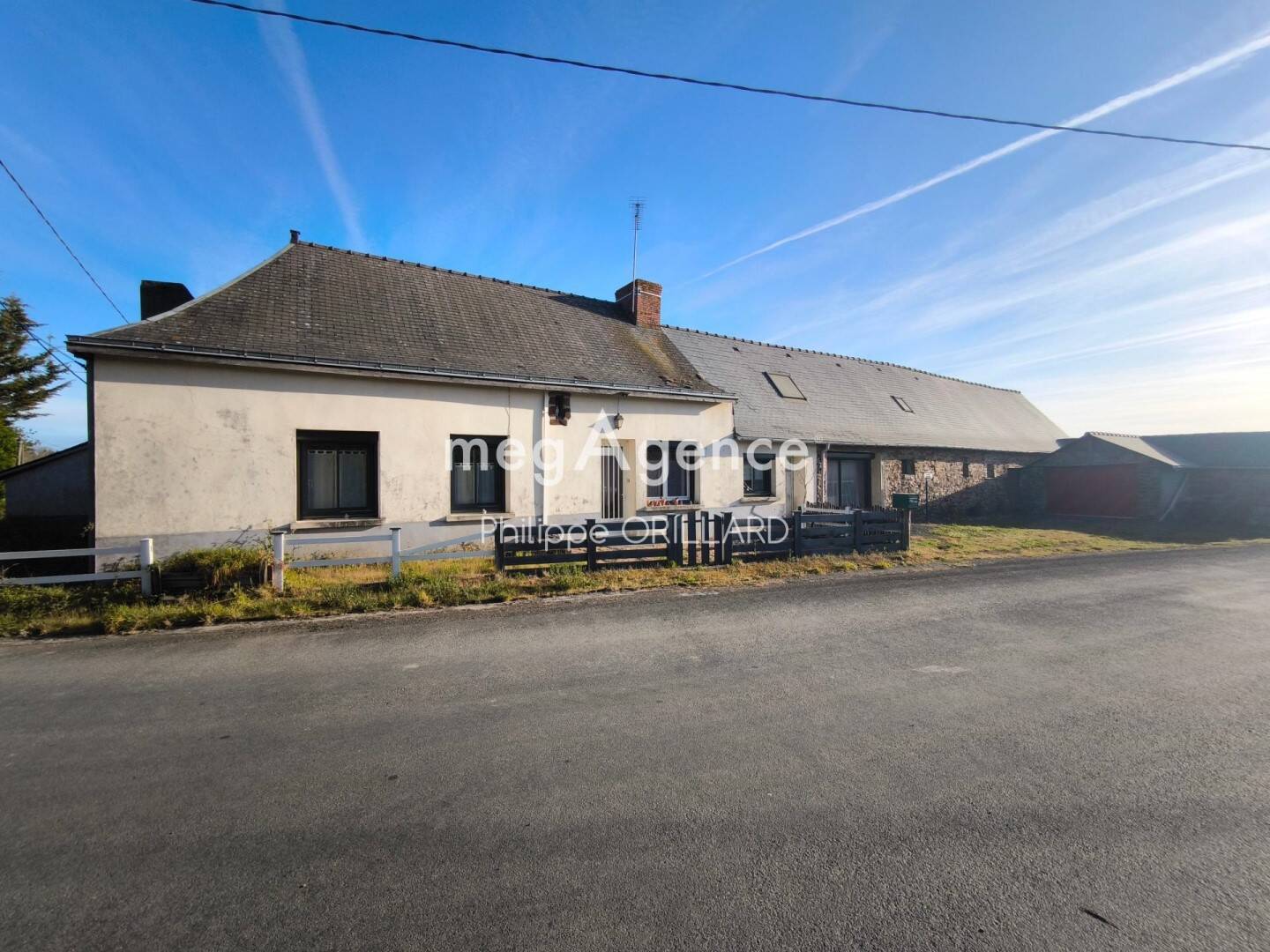 Maison 5 pièces 147 m² · à Ombrée d'Anjou · 147 m² · 180 000 €