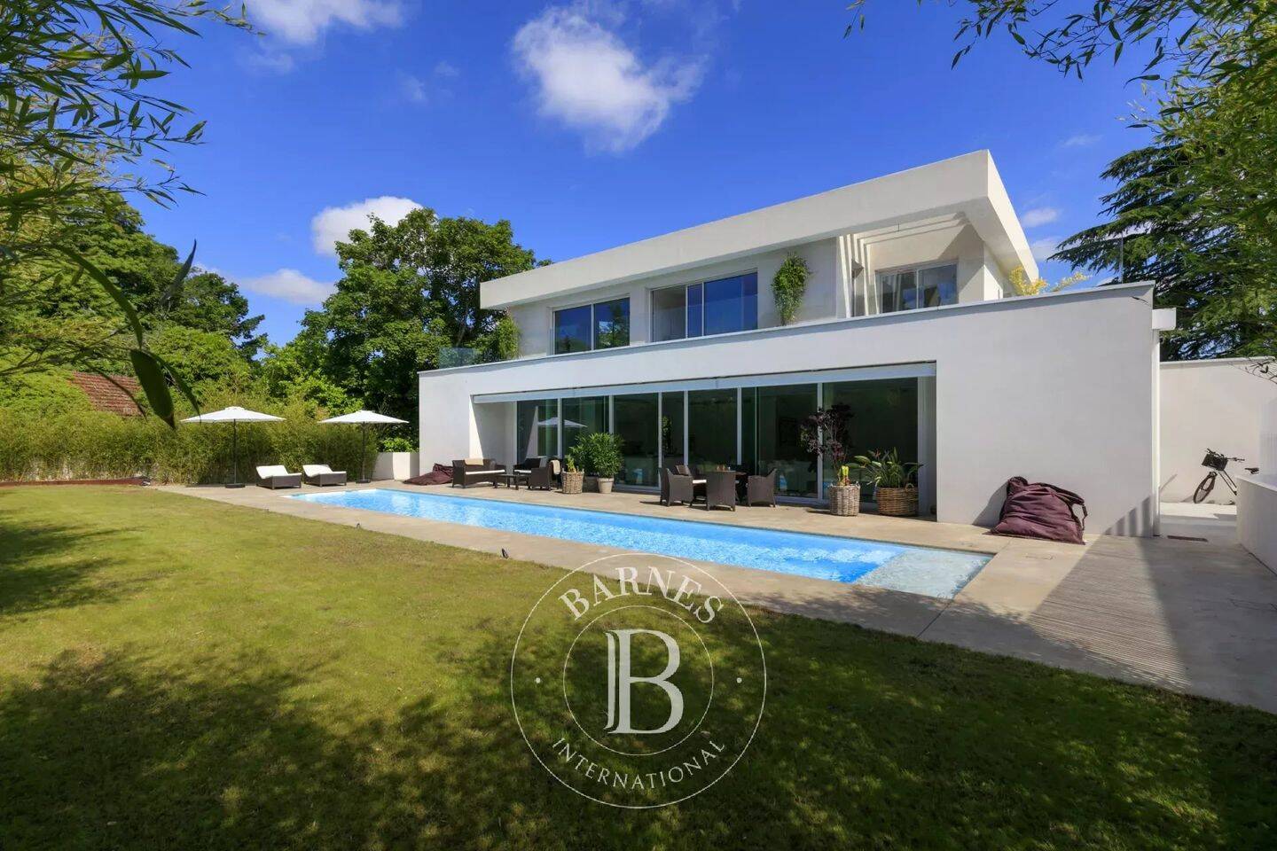 Maison 7 pièces 270 m² · à Orgeval · 270 m² · 1 590 000 €