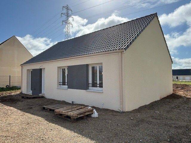Maison 5 pièces 88 m² · à Courville-sur-Eure · 88 m² · 1 100 €