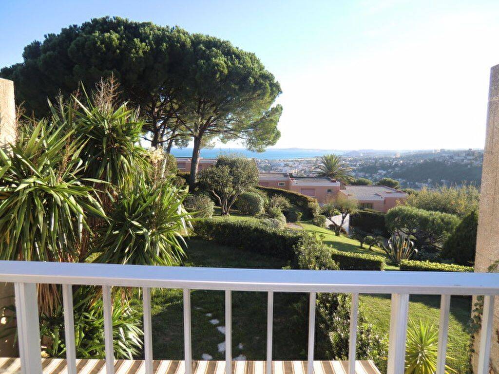 Maison 3 pièces 106 m² · à Cagnes-sur-Mer · 106 m² · 1 865 €