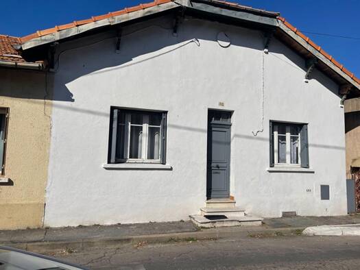 Maison à vendre 142 000 € 3 pièces 2 chambres 65,2 m² 295 m² de terrain Près-Saint-Jean Alès 30100