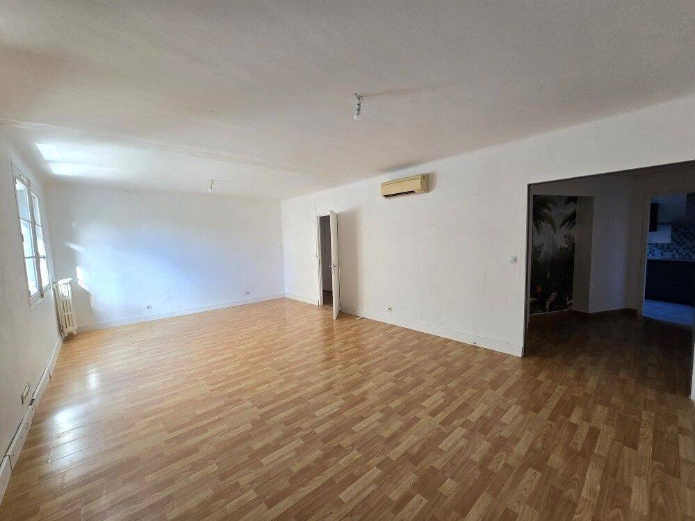 Appartement 3 pièces 91 m² · à Nîmes · 90,8 m² · 159 000 €