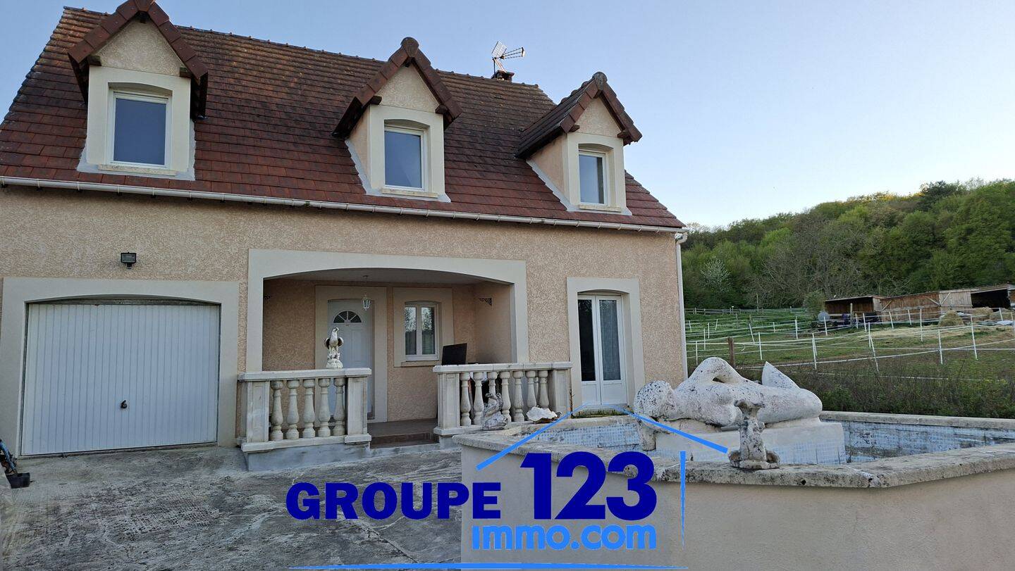 Maison 7 pièces 195 m² · à Montholon · 195 m² · 233 000 €