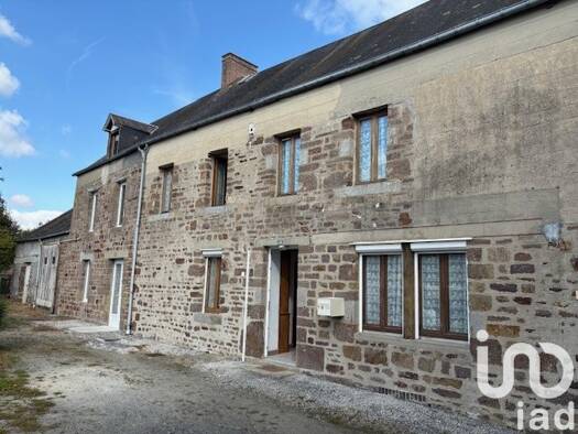 Maison à vendre 149 500 € 3 pièces 2 chambres 97 m² 700 m² de terrain Tessy Bocage 50420