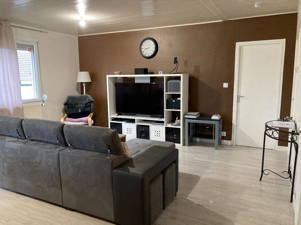 Maison 3 pièces 63 m² · à Génelard · 63 m² · 633 €