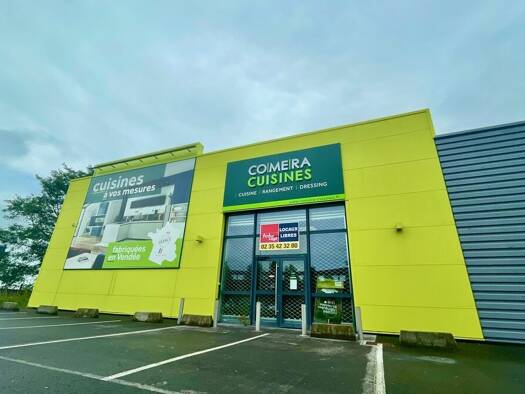 Local commercial à louer 7 067 € 537 m² de surface de vente Gonfreville-l'Orcher 76700