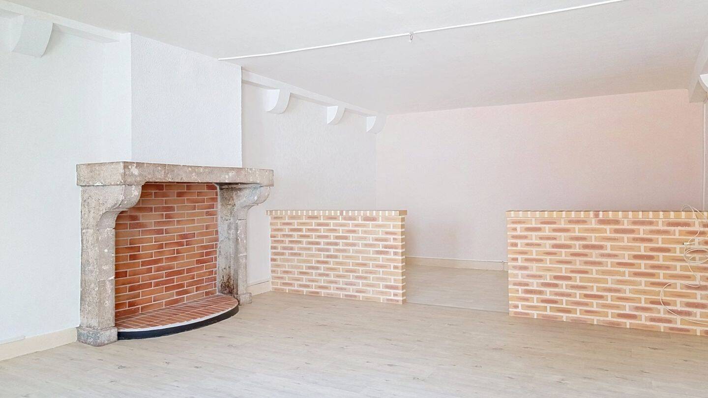 Maison 2 pièces 76 m² · à Saint-Denis-sur-Loire · 75,6 m² · 600 €