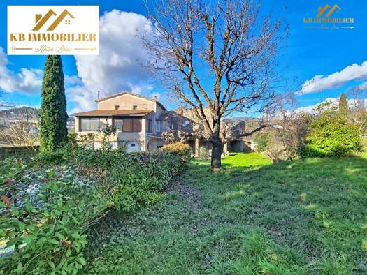 Maison à vendre 295 000 € 7 pièces 4 chambres 155,6 m² 1 739 m² de terrain Privas 07000