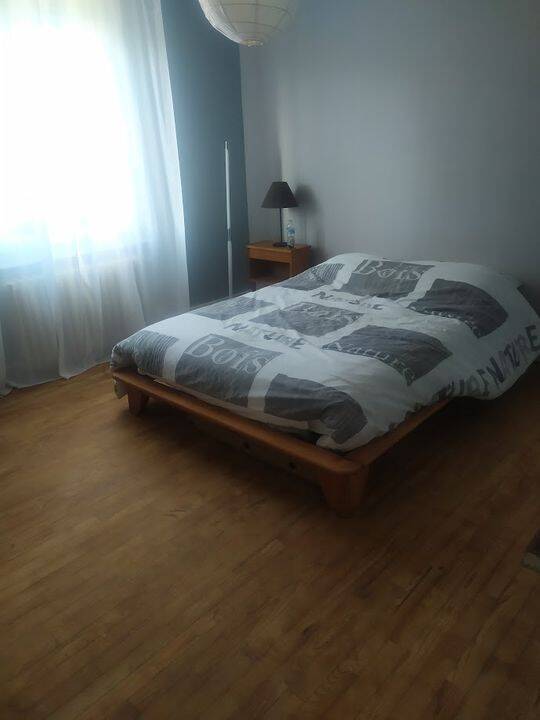 Appartement 1 pièce 13 m² · à Quimper · 13 m² · 330 €