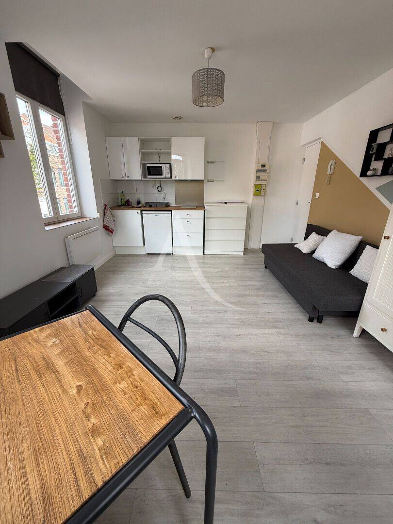Appartement 1 pièce 26 m² · à Croix · 25,5 m² · 720 €