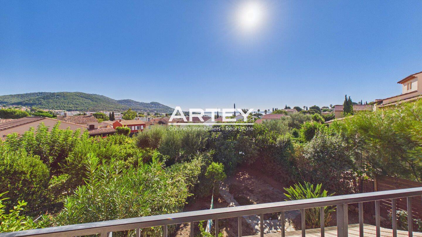 Appartement 3 pièces 75 m² · à Carqueiranne · 75 m² · 395 200 €