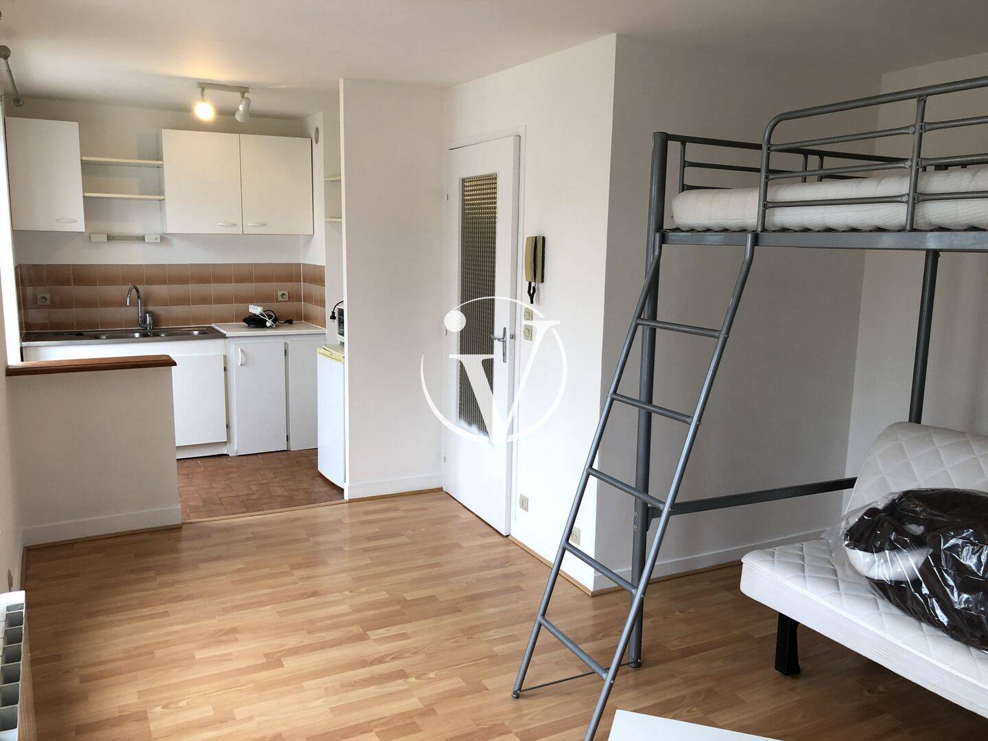 Appartement 1 pièce 27 m² · à Vendôme · 26,5 m² · 380 €