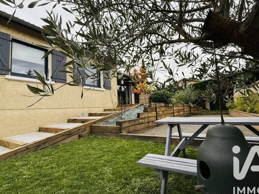 Maison à vendre 398 000 € 6 pièces 4 chambres 134,7 m² 763 m² de terrain Le Vieux Villars-Villars Nord Villars 42390