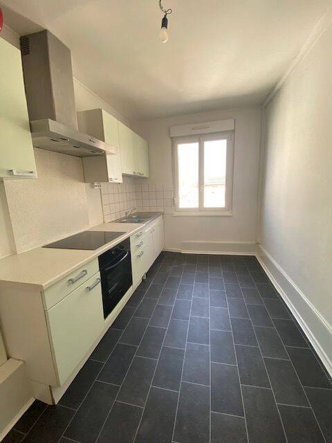 Appartement 3 pièces 66 m² · à Saint-Louis · 66,4 m² · 875 €/mois