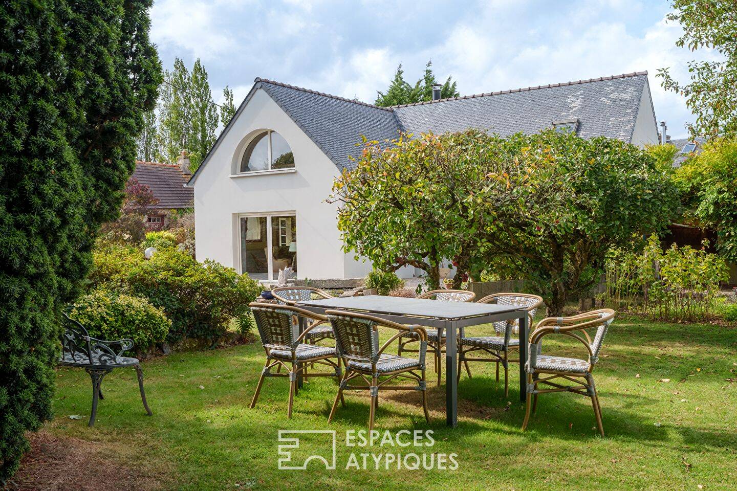 Maison 6 pièces 155 m² · à Saint-Thégonnec Loc-Eguiner · 155 m² · 290 000 €