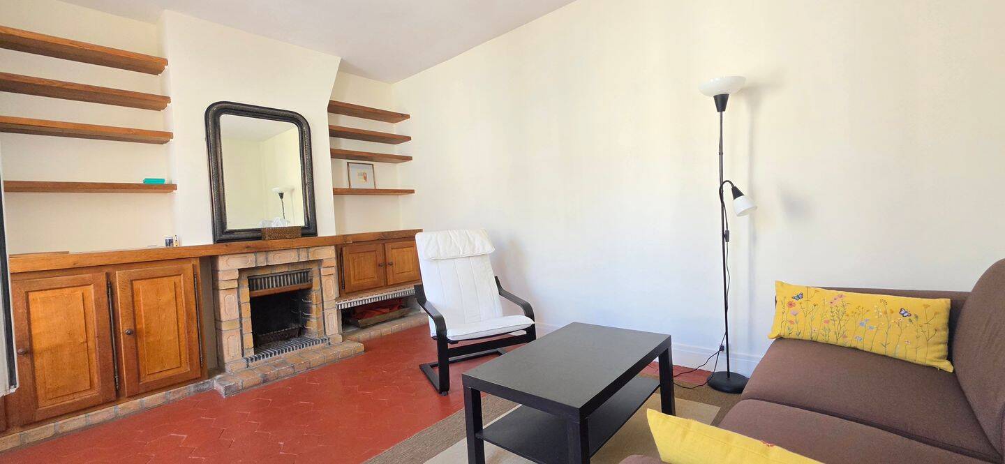 Appartement 3 pièces 49 m² · à Paris 14ème Arrondissement · 49 m² · 1 598 €
